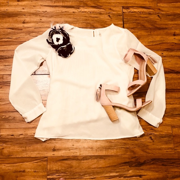 Truth NYC Tops - Beautiful white blouse